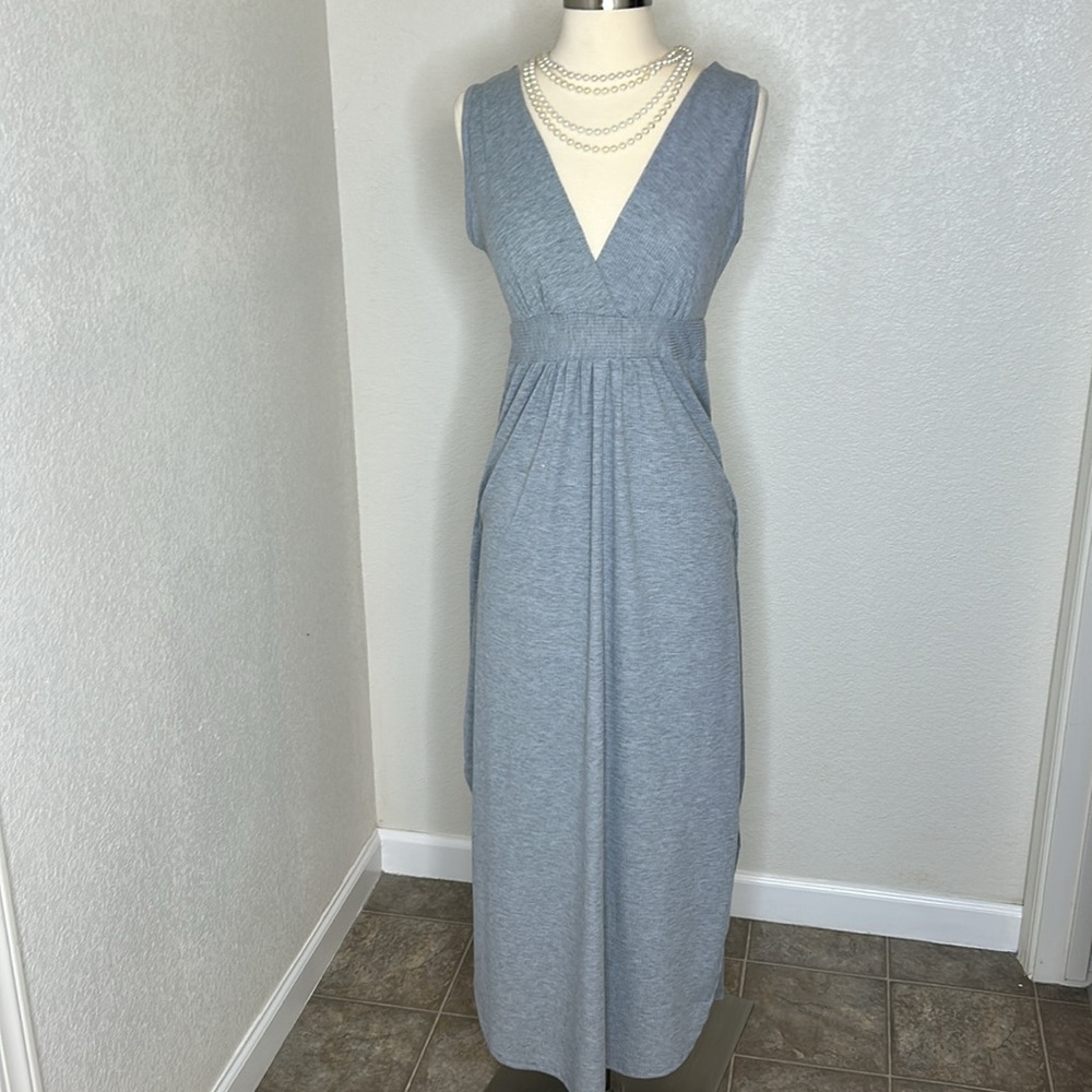 Rolla Coster Women’s Medium Maxi Dress light Grey V neck stretchy dress
